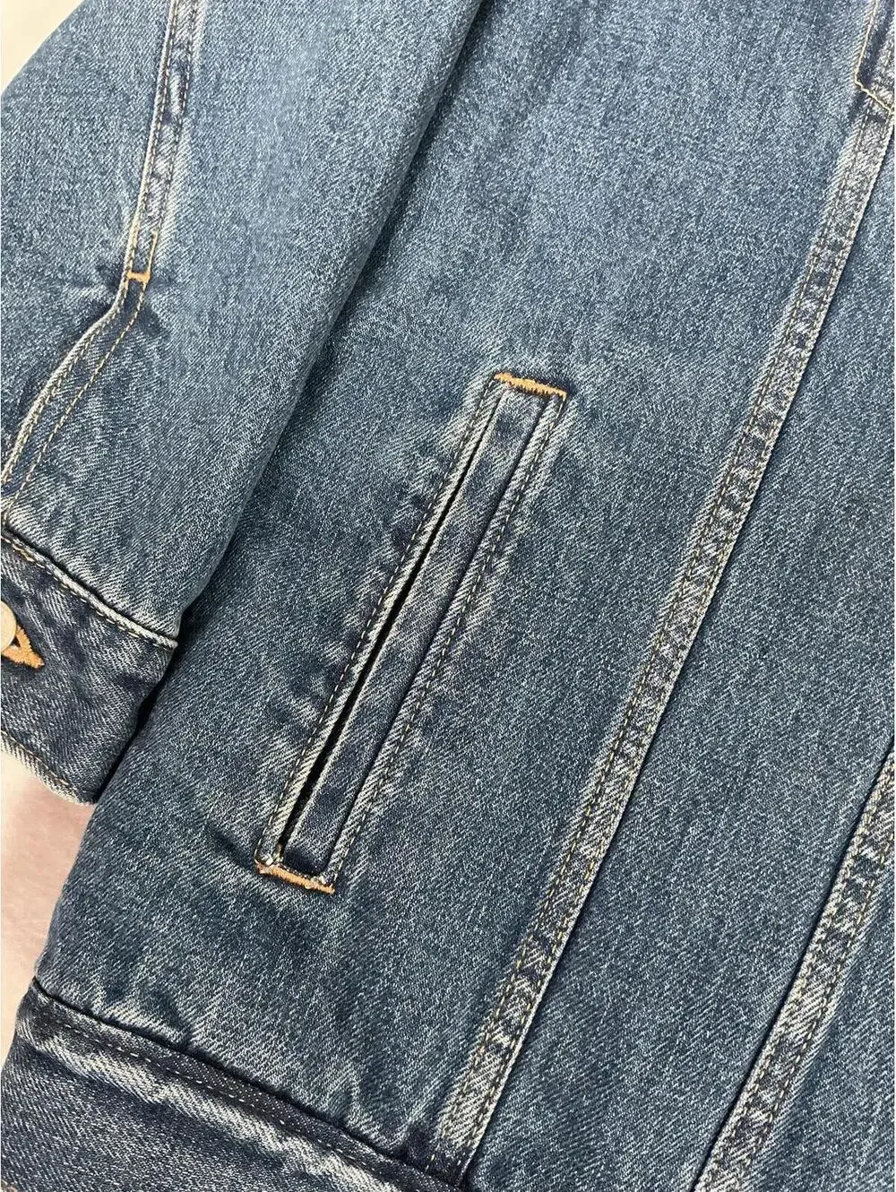 GAP Oversized Sherpa-Lined Denim Trucker Jacket Medium‎ Indigo Men's Size M